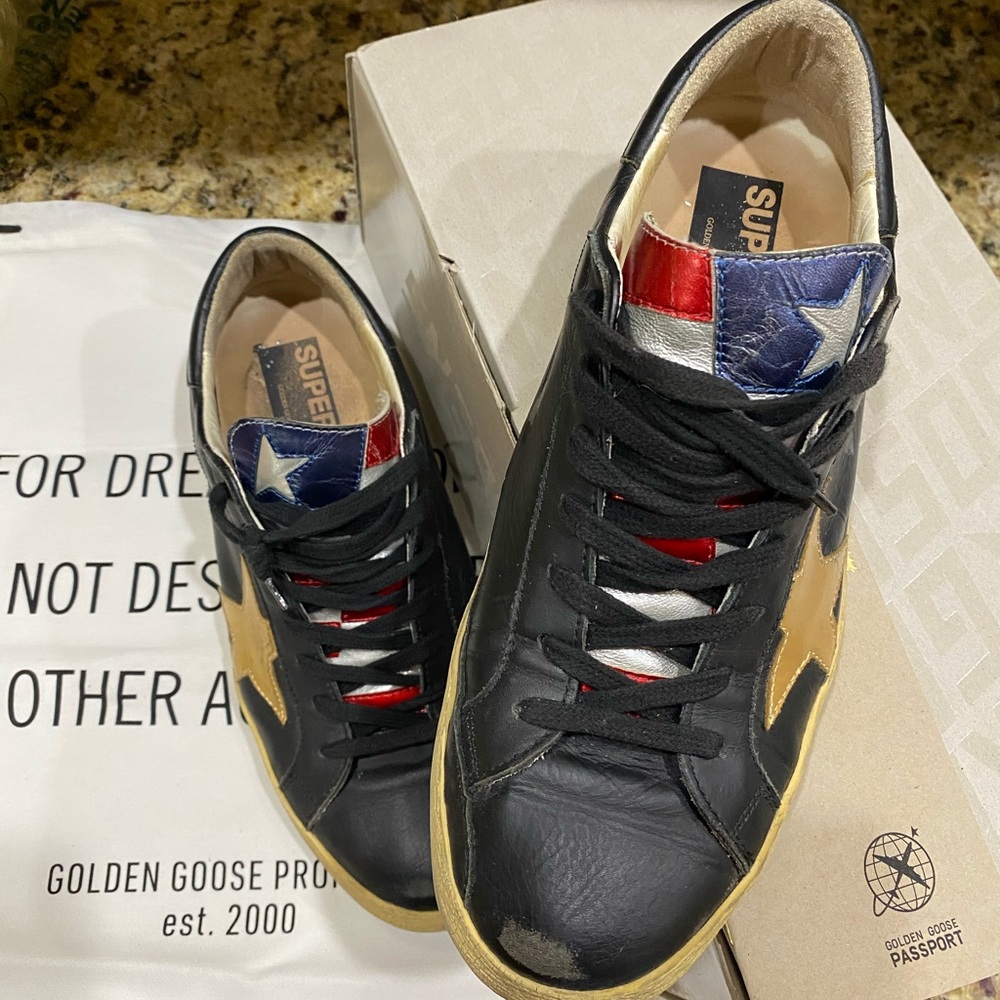Golden Goose Size 41 Limited Edition Star Wave Mid Star Classic Great Condition